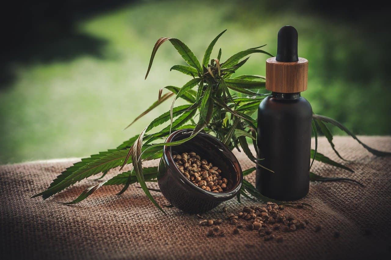 כיצד שמן קנאביס ושמן CBD יכולים לשפר את איכות חיינו